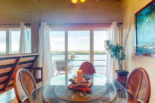 Apartamento Suite H301 @ Mara Laguna