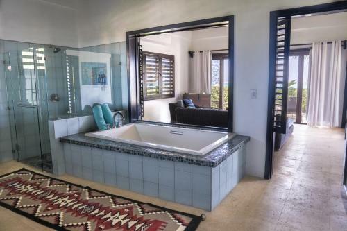 Hotel Matachica Beach Resort And Spa