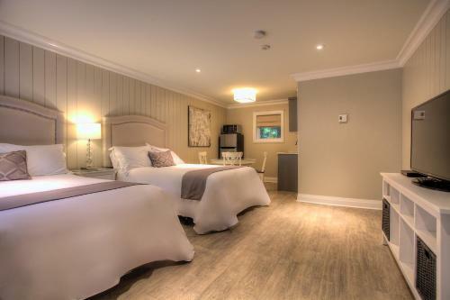 Hotel Somerset Lakeside Resort