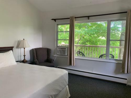 Hotel Inn At The Falls