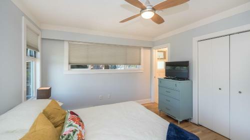 A Peaceful Stay In Brentwood Bay