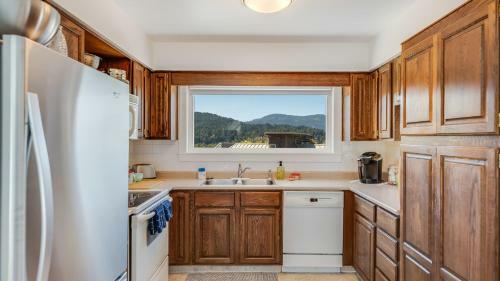 A Peaceful Stay In Brentwood Bay