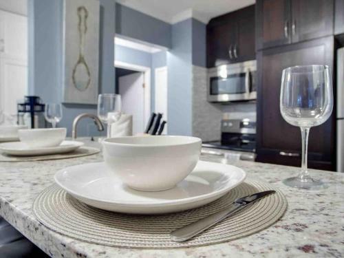 Cozy And Central Dt Home W Gym Coffee Parking Bbq