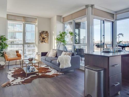 Sweeping Views Luxury 2br Suite Pool Table, Rooftop Patio, Bbq, Coffee