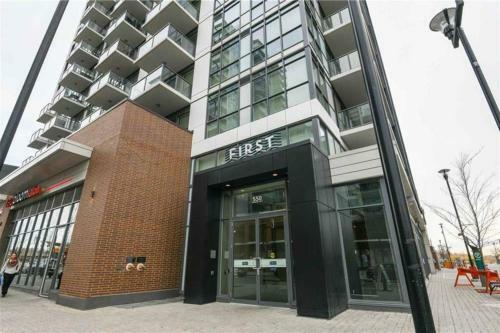 Sweeping Views Luxury 2br Suite Pool Table, Rooftop Patio, Bbq, Coffee