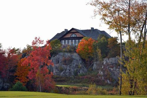 Hotel Muskoka Bay Resort