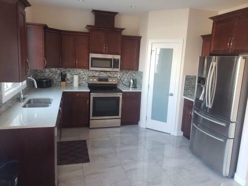 Stylish Heritage Apt For Long Stays - 3br With Jacuzzi