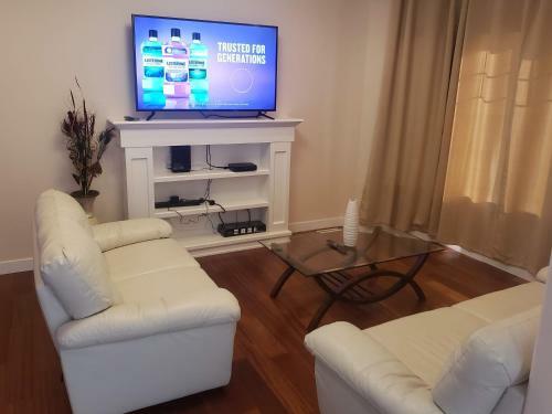 Stylish Heritage Apt For Long Stays - 3br With Jacuzzi