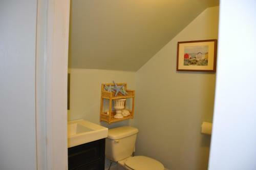 Clothesline B&B In Hubbards Cove