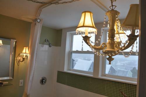 Clothesline B&B In Hubbards Cove