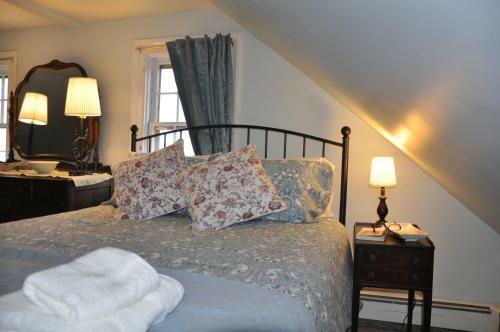 Clothesline B&B In Hubbards Cove