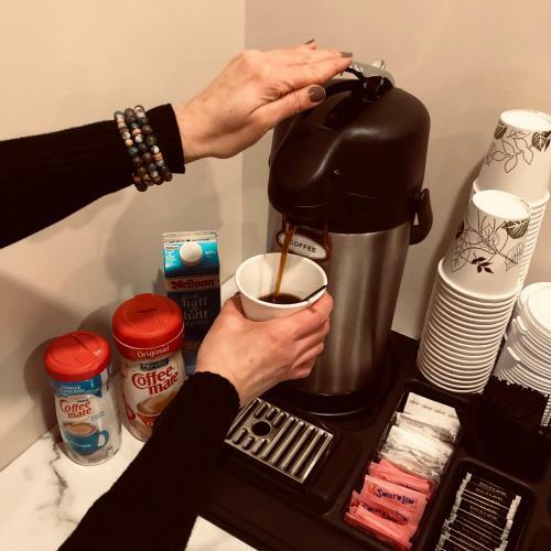 Hotel Villa Inn & Suites