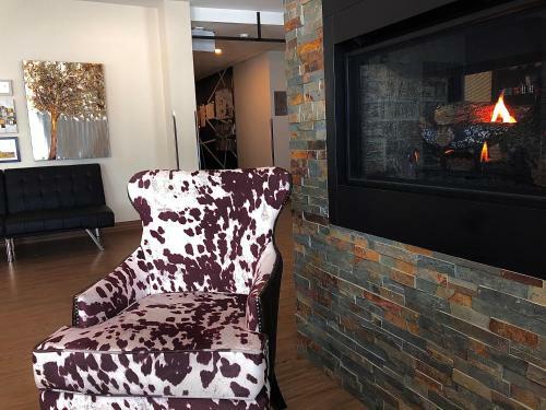 Hotel Villa Inn & Suites