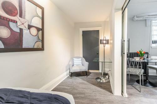 Apartamento Upscale 2br - Boutique Condo - Prime Location Downtown!