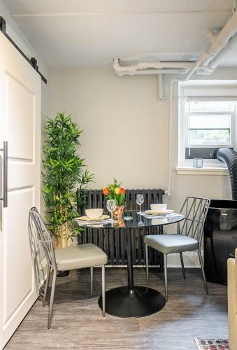 Apartamento Upscale 2br - Boutique Condo - Prime Location Downtown!