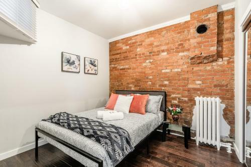 Upscale 1br - Boutique Apartment - Prime Location!