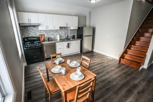 Cozy Apartments In Kitchener