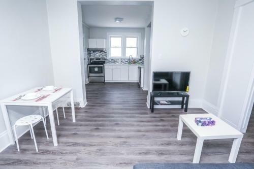 Cozy Apartments In Kitchener