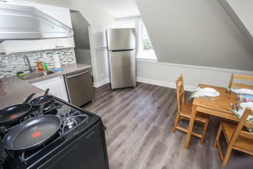 Cozy Apartments In Kitchener