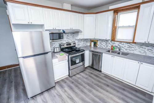 Cozy Apartments In Kitchener