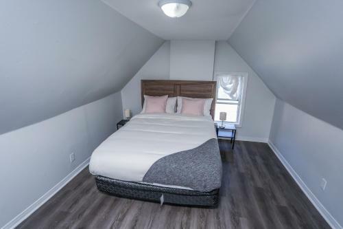 Cozy Apartments In Kitchener