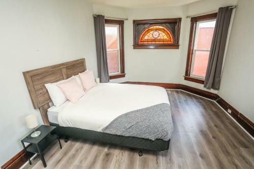 Cozy Apartments In Kitchener