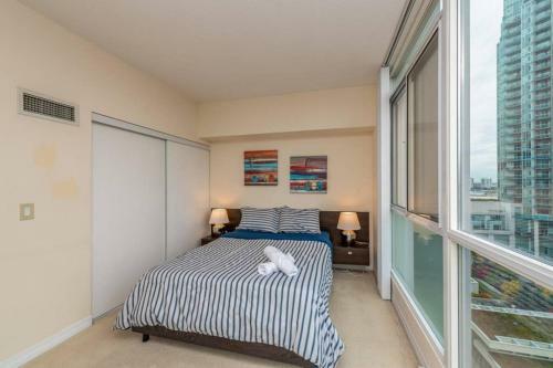 Apartamento Panoramic View 2br & 2bth - Opp Square One Mall