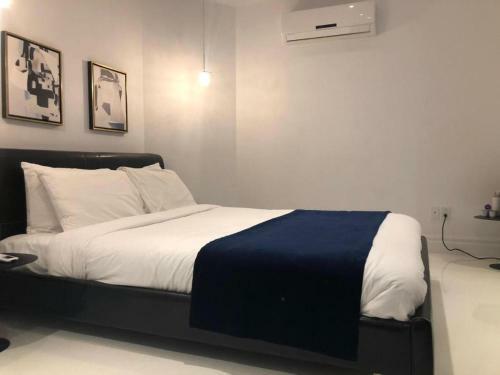 Hostal Room In Guest Room - Studiotel Luxe In Downtown Montreal