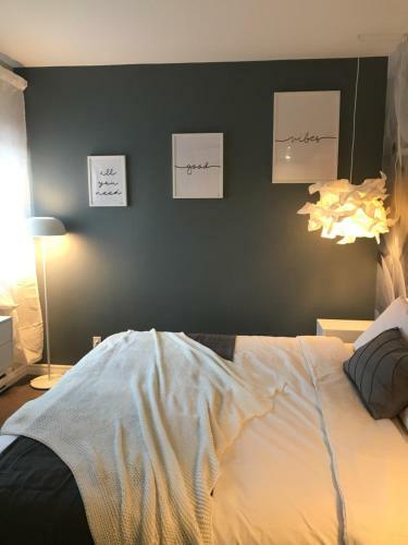 Bed & Breakfast Cozy Room - Olympic Stadium & Downtown Montreal #7