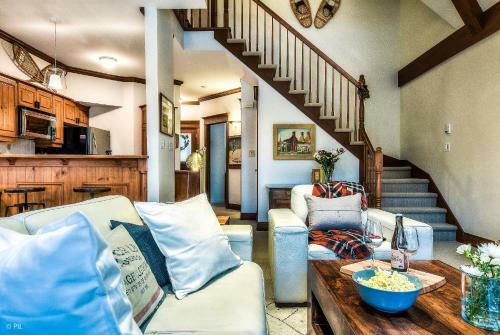 Ski In Ski Out 3 Bedrooms On 2 Floors