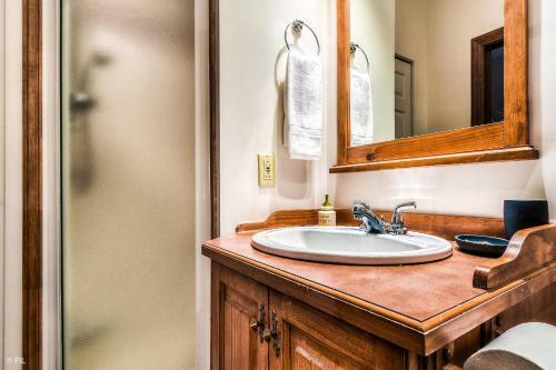 Ski In Ski Out 3 Bedrooms On 2 Floors