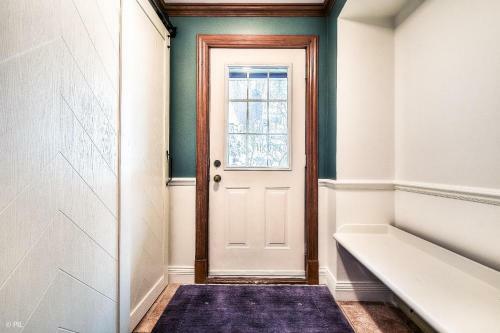 Ski In Ski Out 3 Bedrooms On 2 Floors