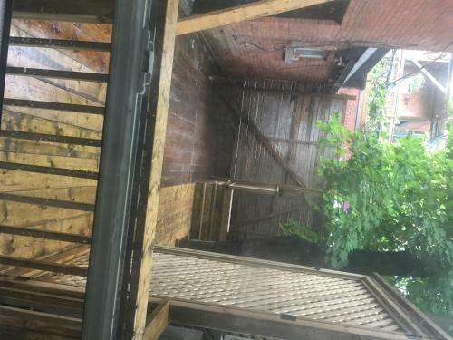 Hostal Room In Bb - Queen Studio Room Downtown Musees Montreal