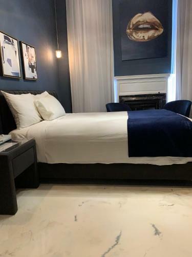 Hostal Room In Bb - Queen Studio Room Downtown Musees Montreal