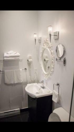 Drummond Golden District Studio