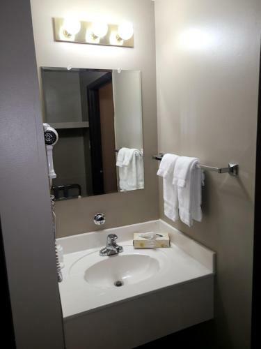 Hotel Canad Inns Destination Centre Portage La Prairie