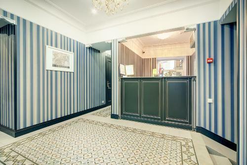 Hotel Elegia