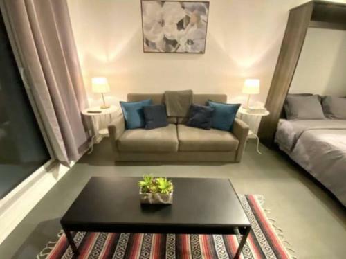 Stylish Studio Apartment In Financial District