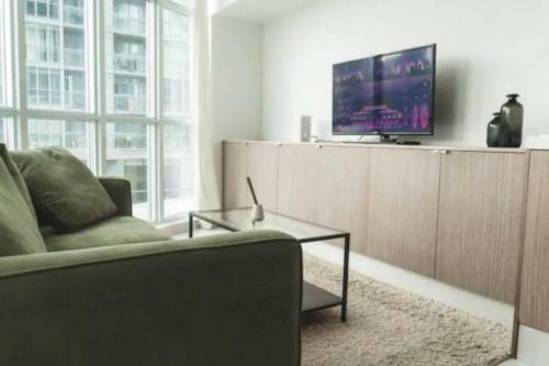 Cozy 1 Bedroom Apartment Near Cn Tower
