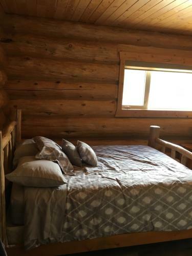 Cougar Mountain Cabin Rentals