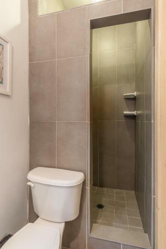 Apartamento Charming House On Queen West