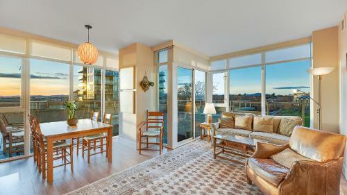*prestigious Promontory 2 Bedroom W/ocean Views