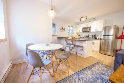 Storm Bay Inlet Facing Suite With Chefs Kitchen