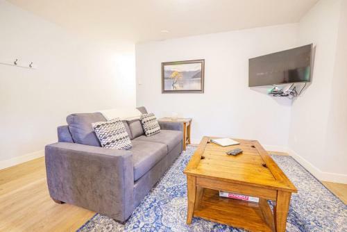 Storm Bay Inlet Facing Suite With Chefs Kitchen