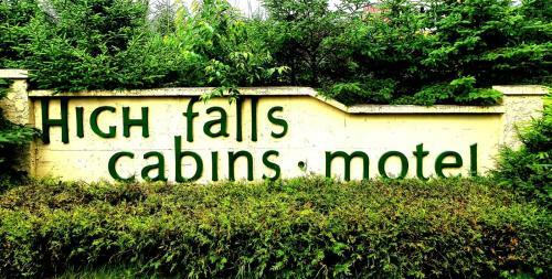 Lodge High Falls Motel & Cabins