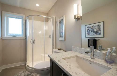 *10 Mile Point Stunning Oceanfront
