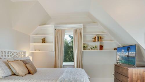 Kaliana Sanctuary With Stunning Views