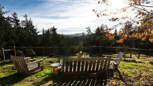 Kaliana Sanctuary With Stunning Views