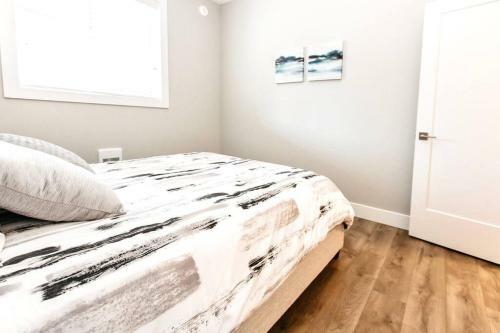 New 2 Bedroom Sulte