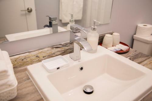 Apartamento Downtown Whitehorse Deluxe 2 Bedroom Condo